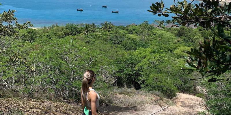Kinh nghiệm du lịch Nha Trang tự túc - Vi vu biển xanh tại Hòn ngọc biển Đông