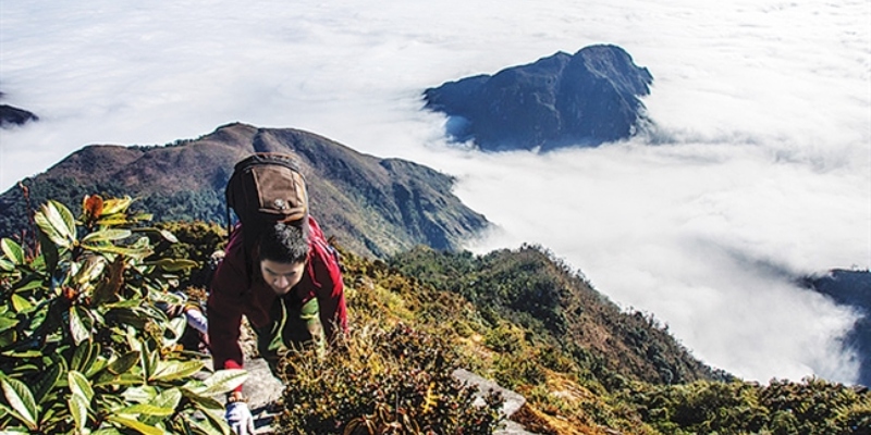 Top 10 Điểm Du Lịch Núi Đẹp Tại Việt Nam