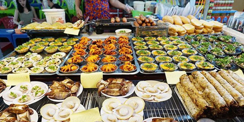 Các món hải sản ở chợ đêm Phú Quốc cực kỳ phong phú