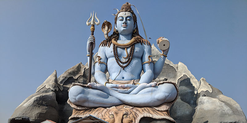 พระศิวะ - เป็นสัญลักษณ์ของการสร้างและการทำลายล้างในศาสนาฮินดู