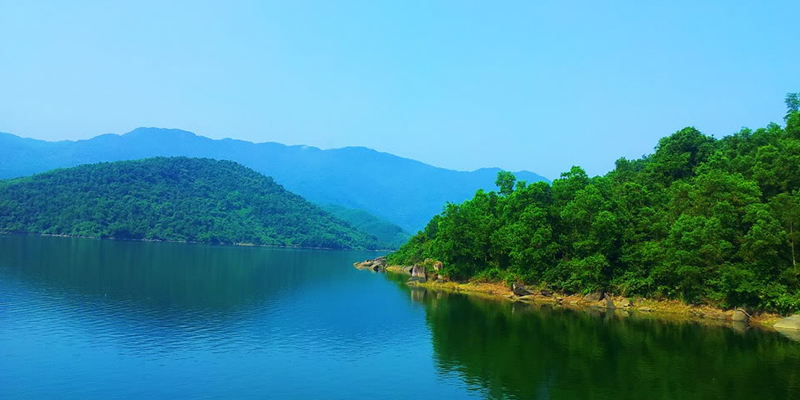 ทะเลสาบ Dong Xanh - Dong Nhe มีความหมายต่อชีวิตของผู้คนและเป็นสถานที่ท่องเที่ยวที่มีชื่อเสียง