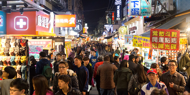 Tâm điểm của màn đêm Đài Bắc đổ dồn về chợ đêm Sĩ Lâm.