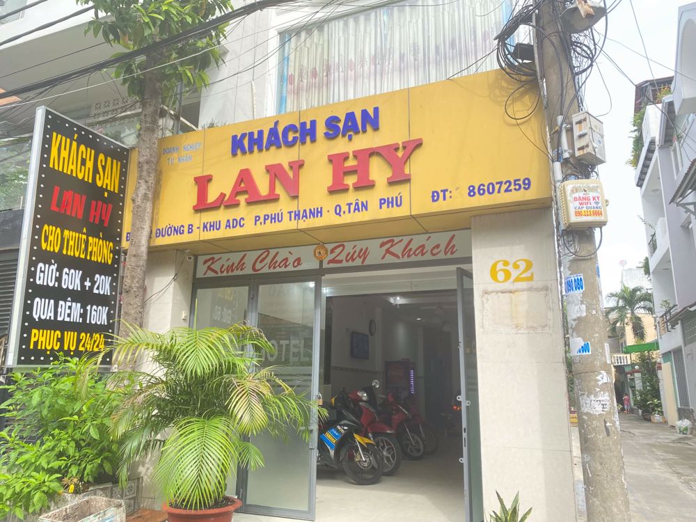 LAN HY HOTEL