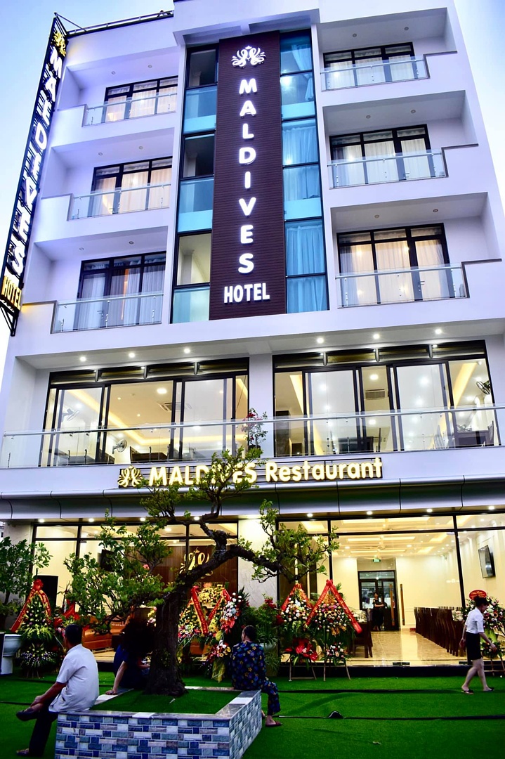 MALDIVES HOTEL & RESTAURANT - SẦM SƠN