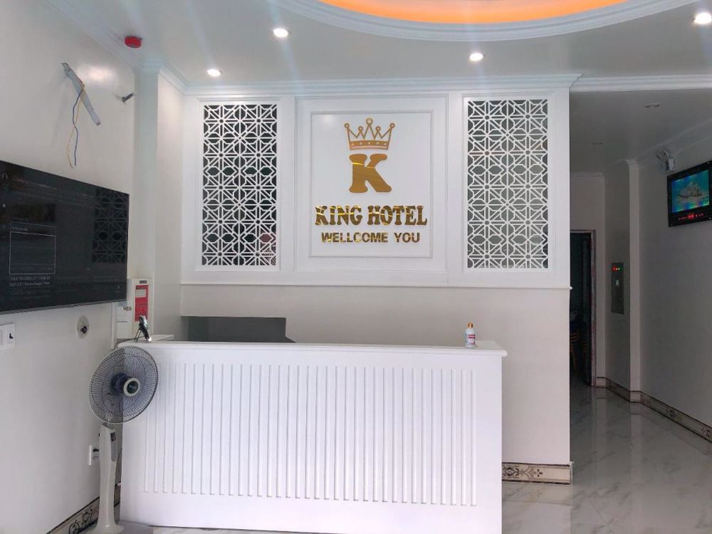 KING HOTEL
