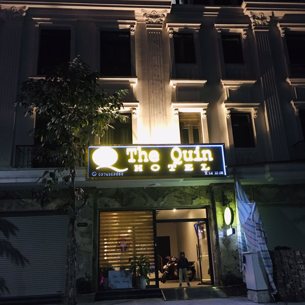 THE QUIN HOTEL